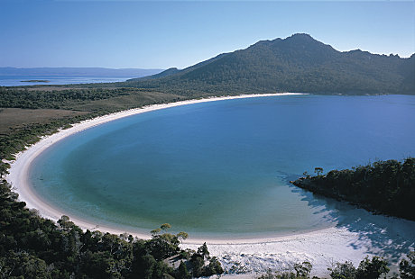 3 DAY TOUR - WINEGLASS BAY, PORT ARTHUR & BRUNY ISLAND by ABSOLUTELY ...